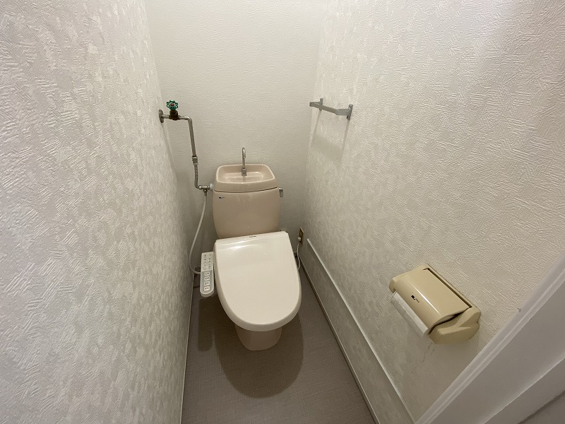 部屋画像8：トイレ・お風呂
