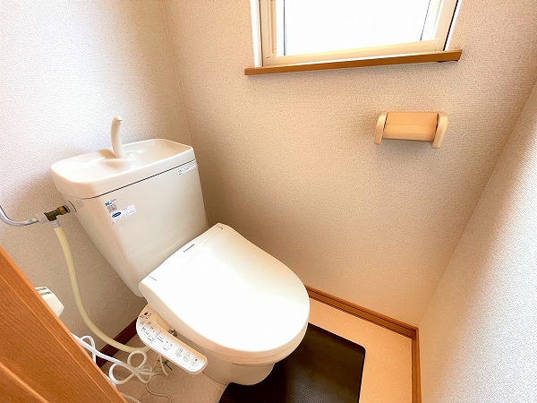 部屋画像5：トイレ・お風呂