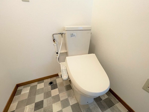 部屋画像6：トイレ・お風呂