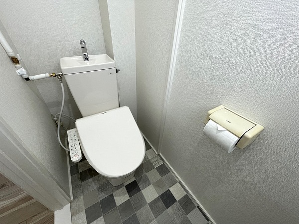 部屋画像4：トイレ・お風呂