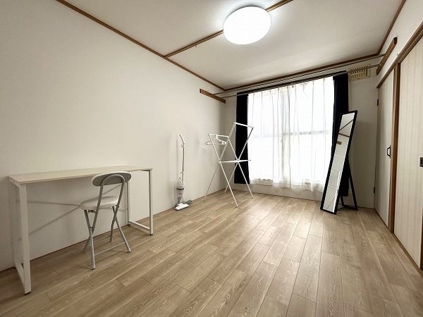 部屋画像9：室内写真
