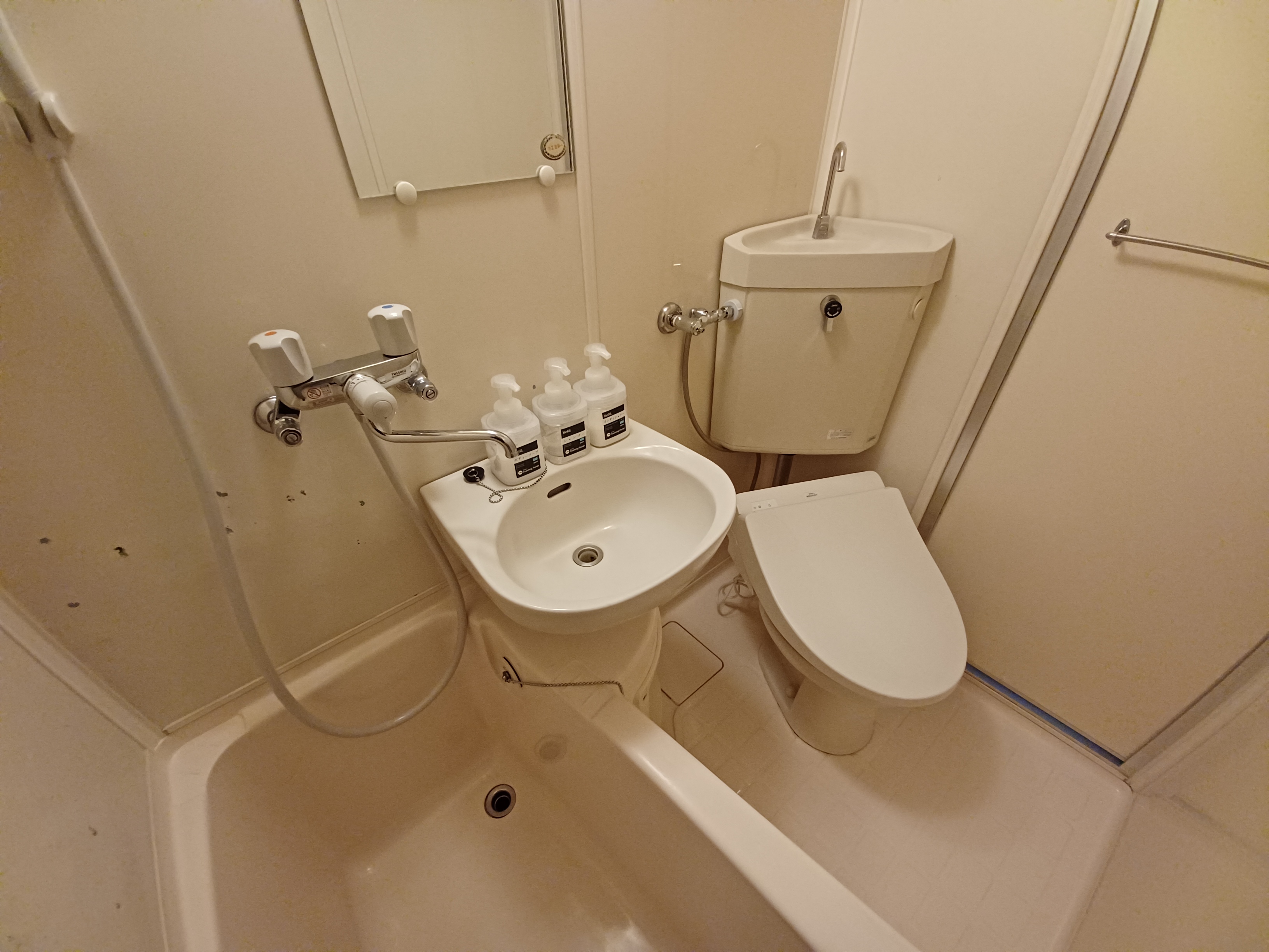 部屋画像3：トイレ・お風呂