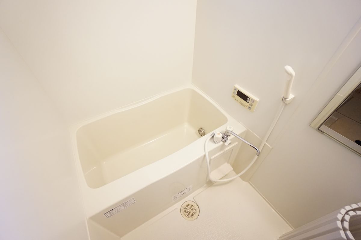 部屋画像7：トイレ・お風呂