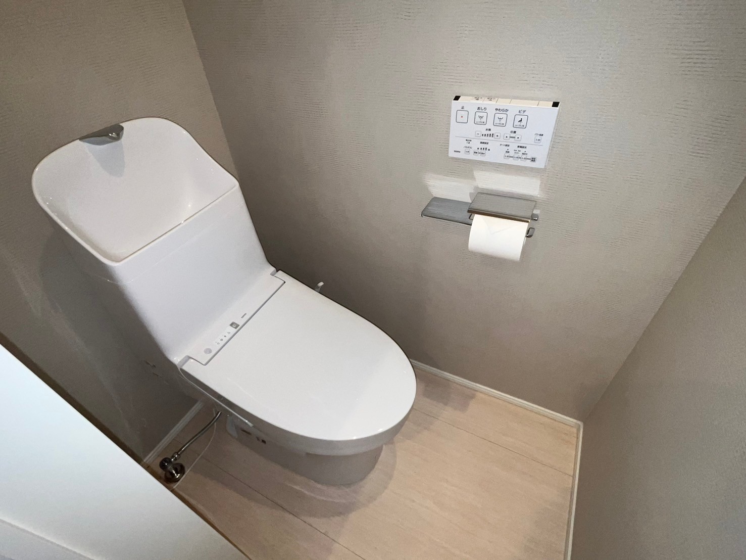 部屋画像9：トイレ・お風呂