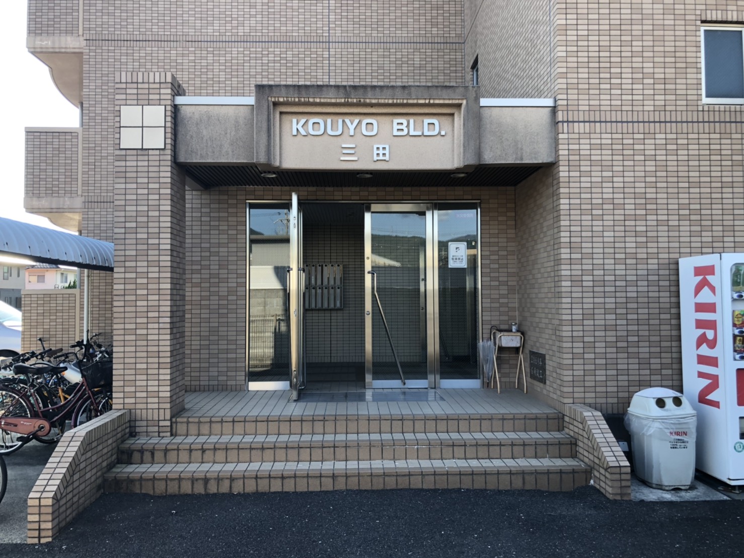 メインイメージ(3)