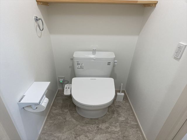 部屋画像8:トイレ・お風呂